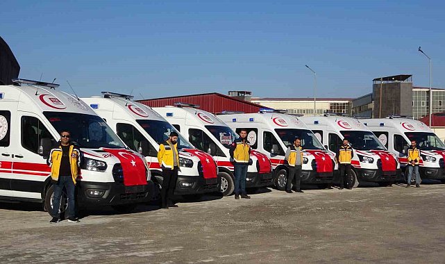 Van'ın sağlık filosuna 6 yeni ambulans eklendi