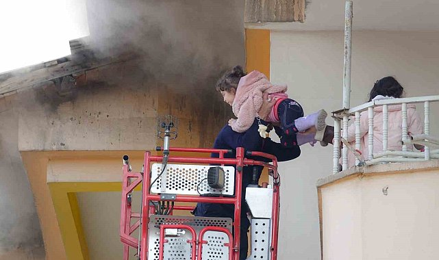 Yangın çıkan binada mahsur kalan 25 kişi itfaiyenin müdahalesi ile kurtarıldı