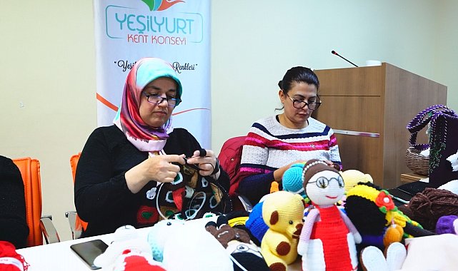 Yeşilyurt'taki el sanatları kursuna ilgi büyük