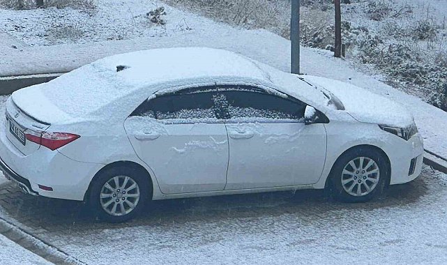 Yüksekova beyaza büründü