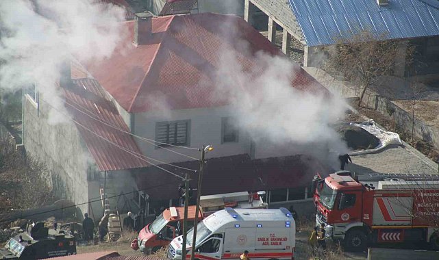 Yüksekova'da kalorifer kazanında çıkan yangın korkuttu