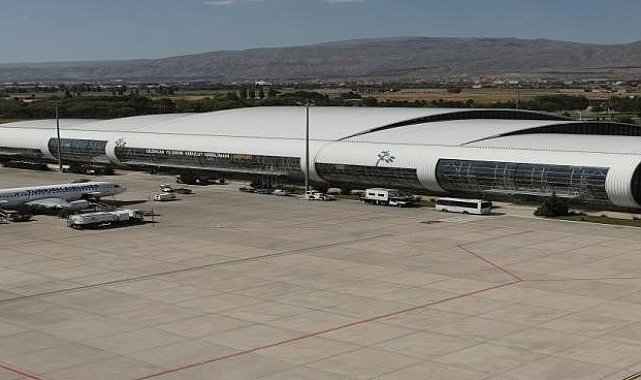 2023 yılında Erzincan Yıldırım Akbulut Havalimanı'ndan 394 bin yolcu faydalandı