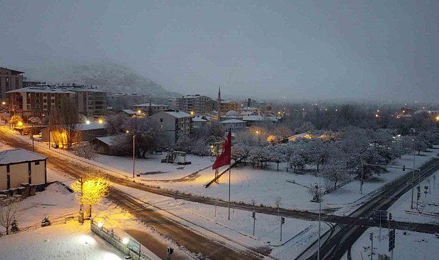 Adilcevaz Kalesi'nde kartpostallık görüntüler