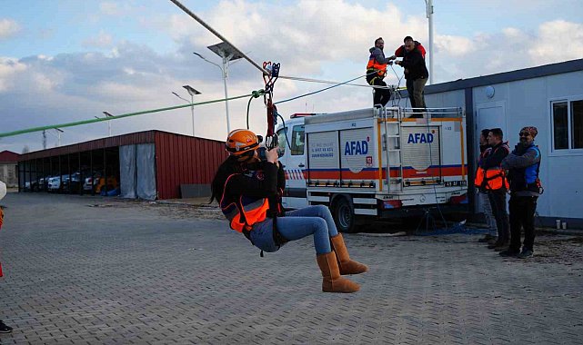AFAD gönüllülerine arama kurtarma eğitimi verdi