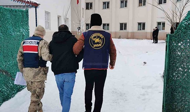 Ağrı'da 10 yıl hapis cezası bulunan firari yakalandı
