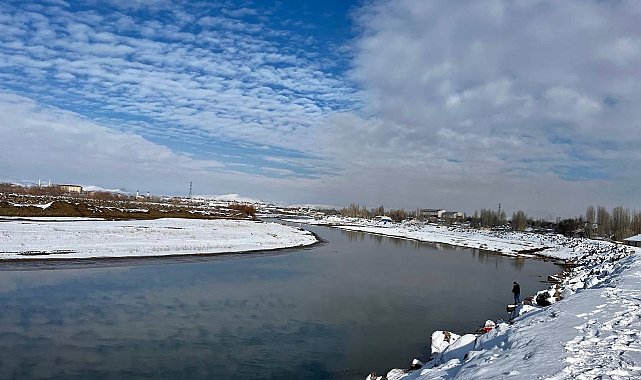 Ağrı'da kış manzarası göz kamaştırıyor