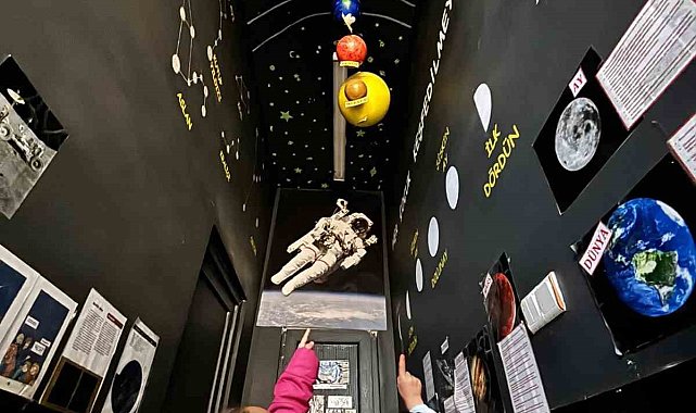 Ağrı'da öğrenciler uzay sokağında eğlenerek öğreniyor