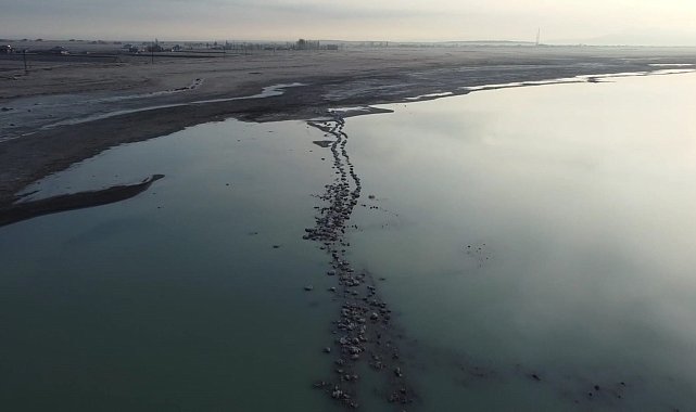 Arin Gölü'nün çekilmesiyle liman kalıntıları ortaya çıktı