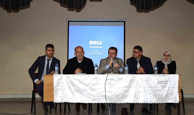 Bağcılıkta modern yetiştirme teknikleri çiftçilerle buluştu