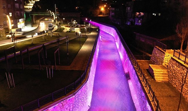 Binlerce yıllık Bitlis Deresi ışıklandırıldı