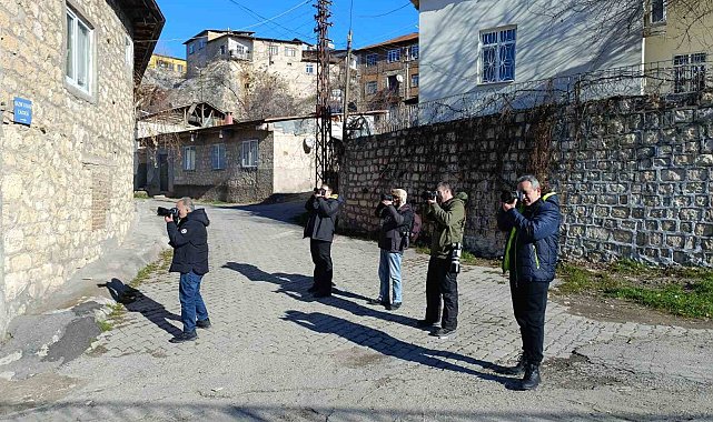 Doğa fotoğrafçıları rotasını Çemişgezek'e çevirdi