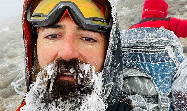 Eksi 33 derecede Türkiye'nin çatısına tırmandılar