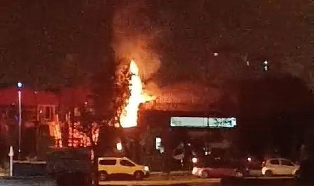 Elazığ'da kereste dükkanında korkutan yangın