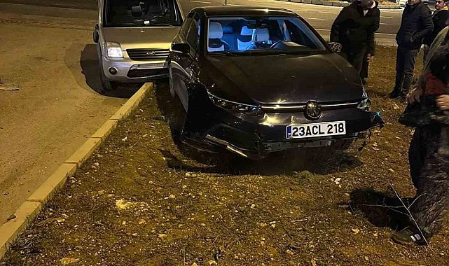 Elazığ&#039;da trafik kazası: 2 yaralı
