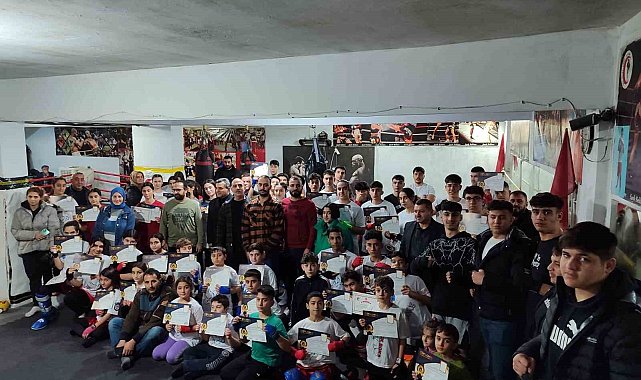Elazığlı gençler, Türkiye Kick Boks Şampiyonasına hazırlanıyor