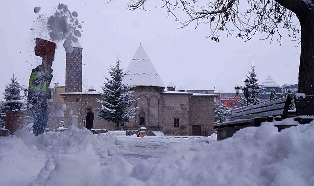 Erzurum beyaza büründü
