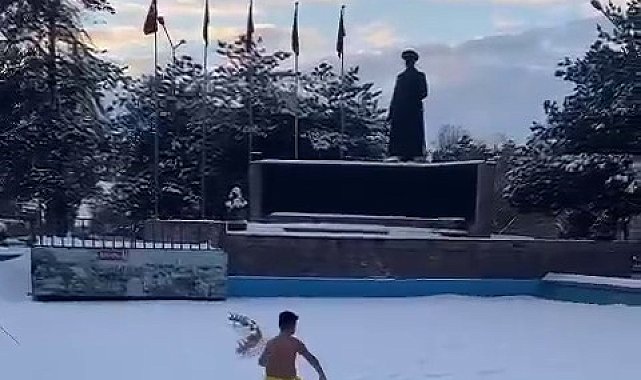 Erzurum'dan renkli kar görüntüleri