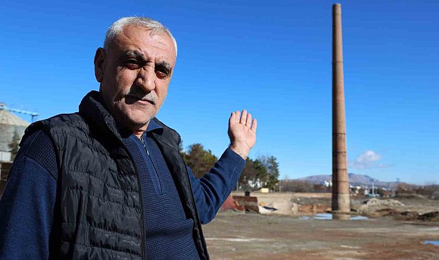 Fabrikası olmayan 40 metrelik baca, 6 büyük depreme rağmen 72 yıldır ayakta duruyor