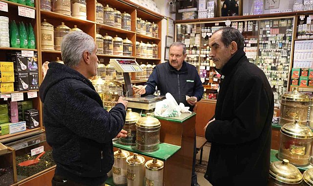 Geçmeyen girip ve nezle için vatandaşlar aktarcılara akın etti