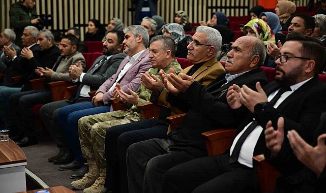 Güder: "Bayrak uğruna, toprak uğruna can verip devleşen birileri var"