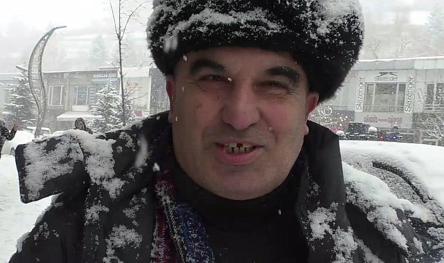 Hakkari'de kar hayatı olumsuz etkiliyor