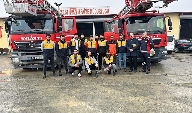 Iğdır Üniversitesi Öğrencileri, İtfaiye Müdürlüğü'nde eğitim aldı
