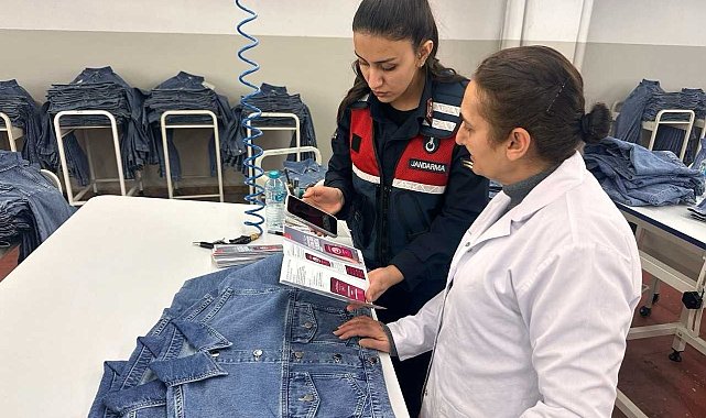 Jandarma ekipleri KADES uygulamasını tanıtmaya devam ediyor