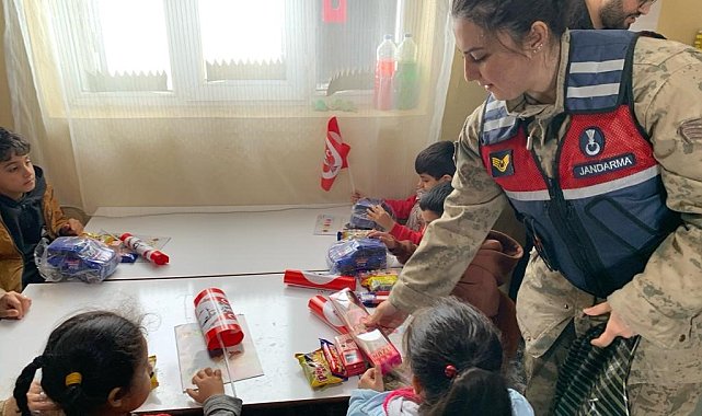 Jandarmadan ilkokul öğrencilerine 'Mahremiyet' eğitimi
