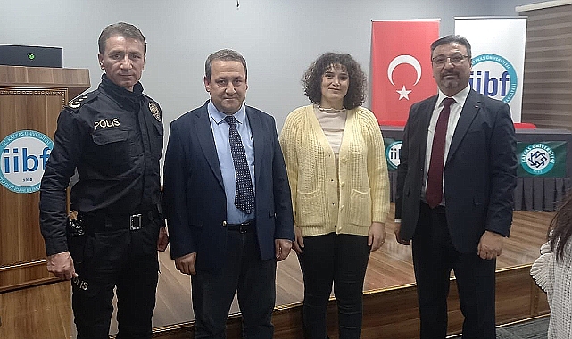 KAÜ'de kariyer günleri semineri düzenlendi