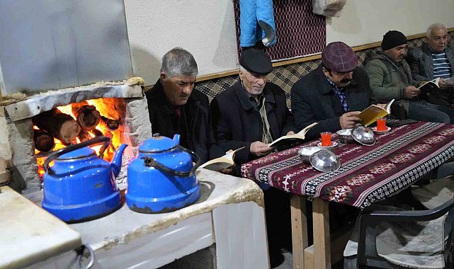 Muş'ta kahvehaneler kütüphaneye döndü