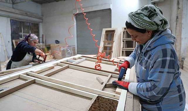 OSB'nin kadın ustaları erkeklere taş çıkartıyor