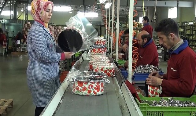 Perakende satış hacmi yıllık yüzde 12,8 arttı
