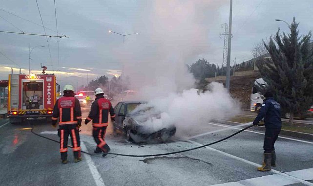 Seyir halindeyken alevlere teslim oldu