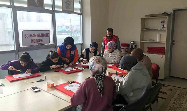 Solhan'daki gençlik merkezi 2023 yılında 3 bin 500 gence ulaştı