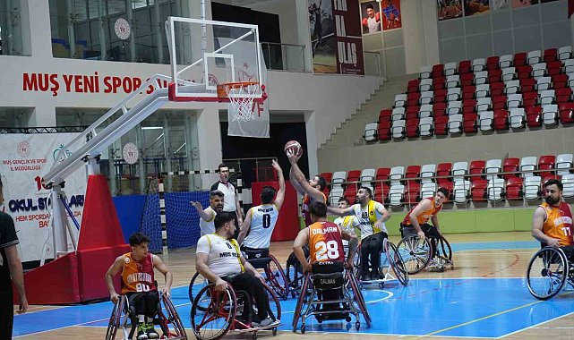 Tekerlekli Sandalye Basketbol Süper Ligi: Muş BESK: 57 - Galatasaray: 77