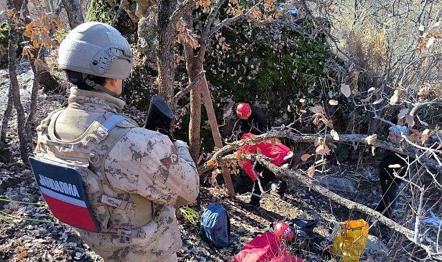 Tunceli'de izinsiz kazı yapan 3 kişi gözaltına alındı
