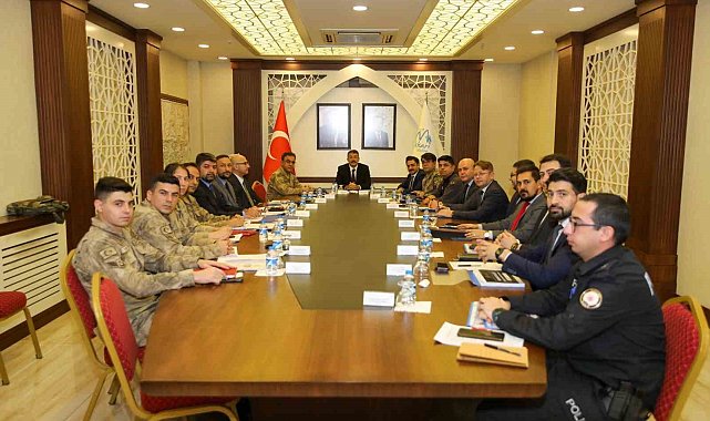 Vali Ali Çelik "Hakkari huzurunu yaşıyor"