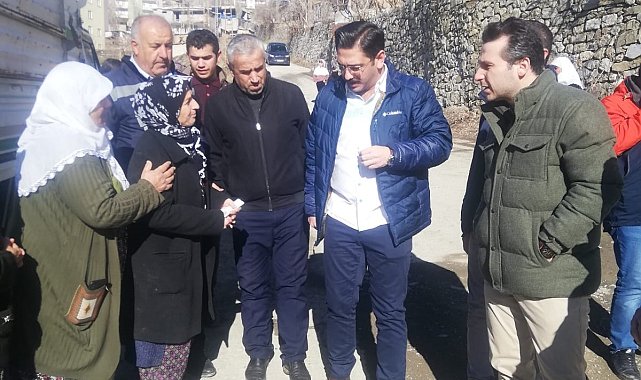 Vali yardımcıları heyelan bölgesinde incelemelerde bulundu