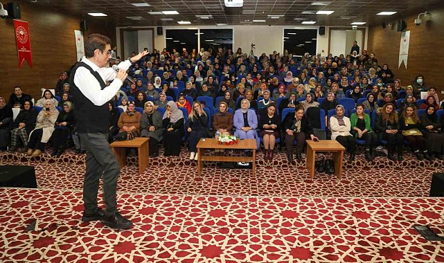 Van'da "Aile İçi İletişim, Kadının Rolü ve Önemi" konulu söyleşi düzenlendi
