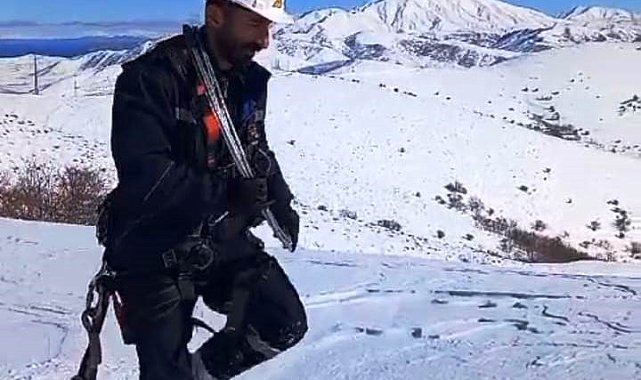 VEDAŞ ekibi karda yoğun mesai harcıyor