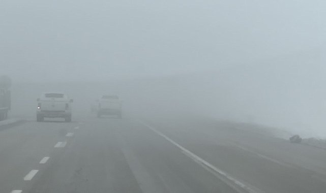 Yüksekova'da uçak seferleri iptal edildi