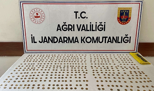 Ağrı'da 500 altın sikke ele geçirildi