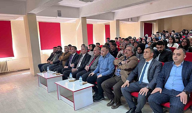 Ağrı'da 'Kutadgu Bilig' paneli yapıldı