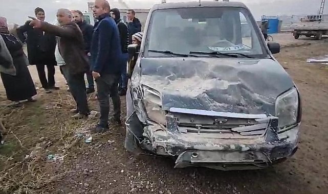Ağrı'da kontrolden çıkan araç duvara çarptı