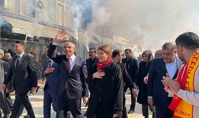 AK Parti Büyükşehir Başkan Adayı Sami Er Akçadağ ilçesinde