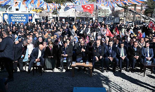 Bakan Özhaseki: "Önümüzdeki ay 75 bin konut yapmış olacağız"