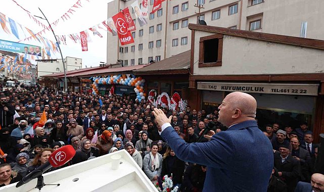 Başkan Sekmen'e Pasinler'de Sevgi Seli