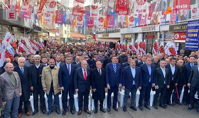 Cumhur İttifakı Hekimhan seçim bürosu açılışında 'kazanacağız' mesajı