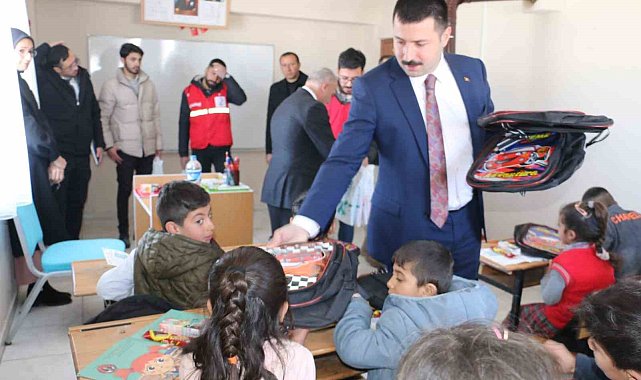 Diyadin Kaymakamı Karali, Pirali Köyü İlkokulunu ziyaret etti