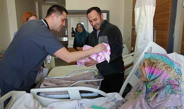 Doğum günü 4 yılda bir kutlanacak bebekler dünyaya geldi